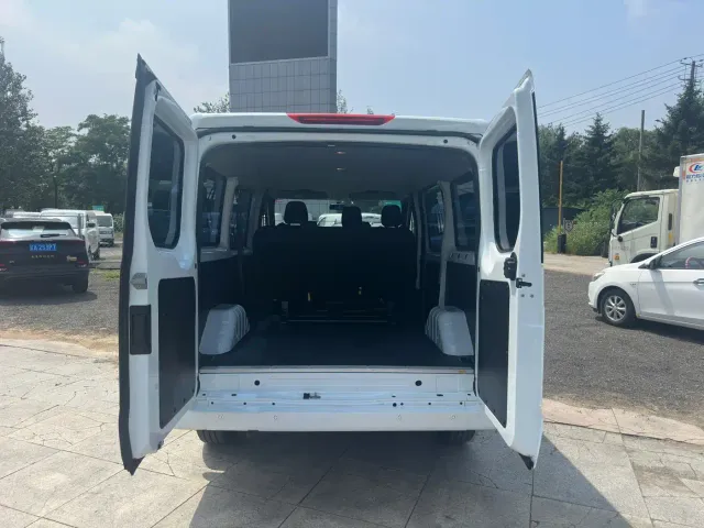 JMC Fushun — Фото автомобиля 5