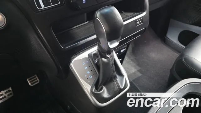 Hyundai Staria Staria Карго 5 мест — Фото автомобиля 9