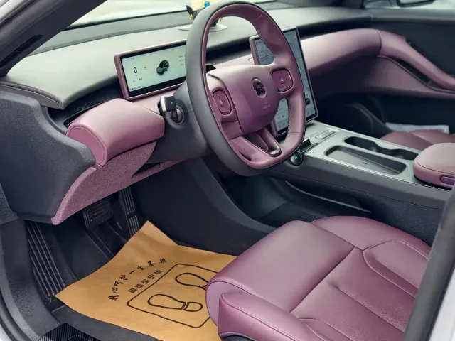 Nio ET5 Touring — Фото автомобиля 12