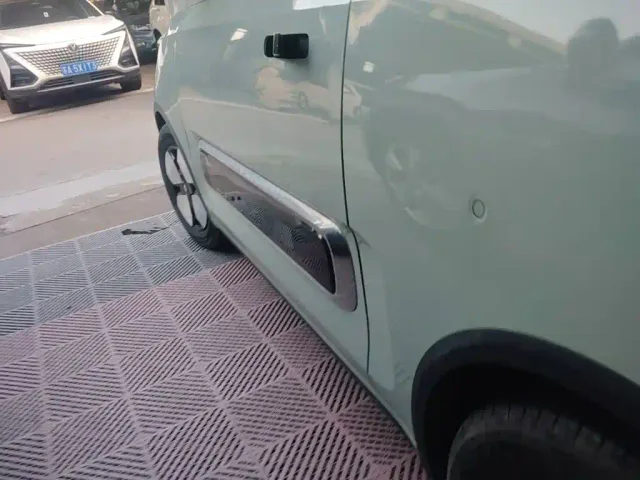 Baojun KiWi EV — Фото автомобиля 21