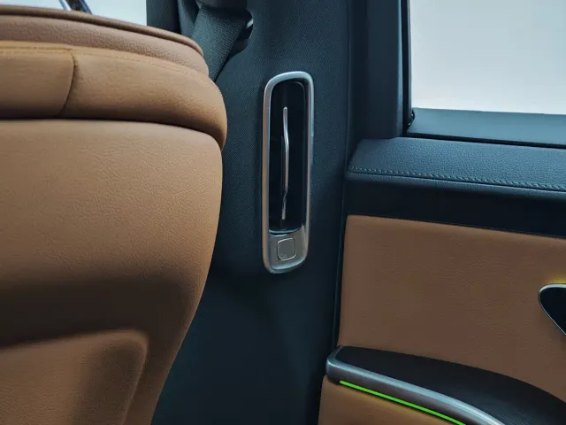 Mercedes-Benz S-Class — Фото автомобиля 22