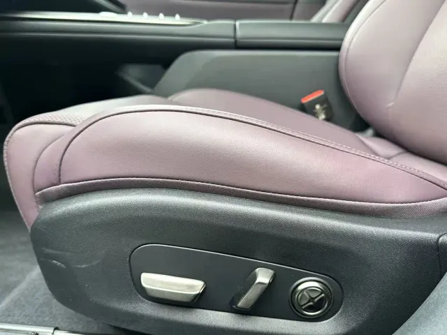 Xiaomi SU7 — Фото автомобиля 12