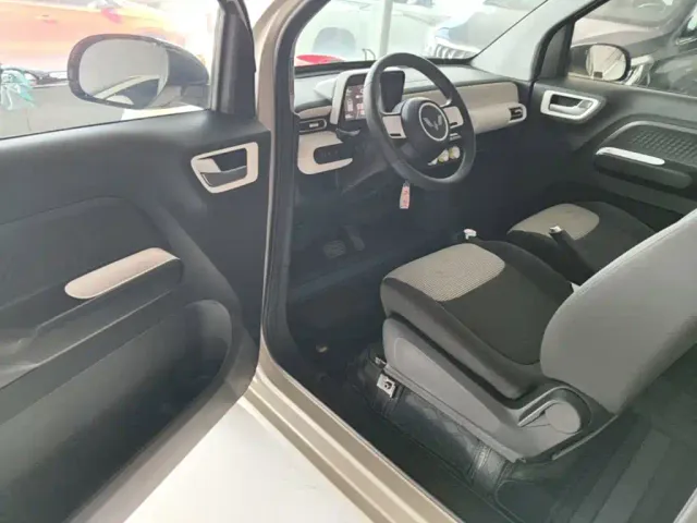 Wuling Hongguang Mini EV — Фото автомобиля 15