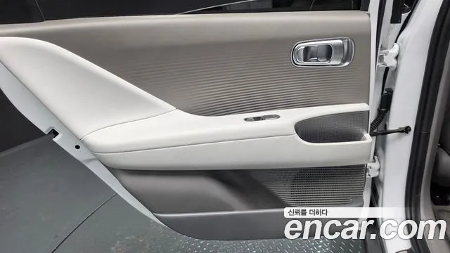 Hyundai Ioniq6 — Фото автомобиля 18