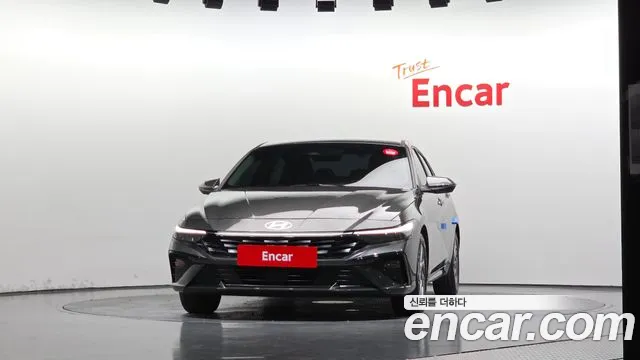Hyundai Avante CN7 — Фото автомобиля 3