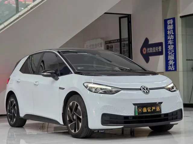 Volkswagen ID.3 — Фото автомобиля 3