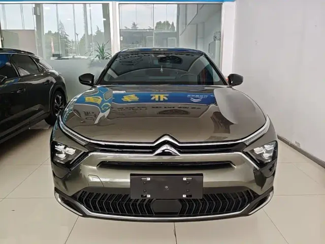 Citroen C5 X — Фото автомобиля 2