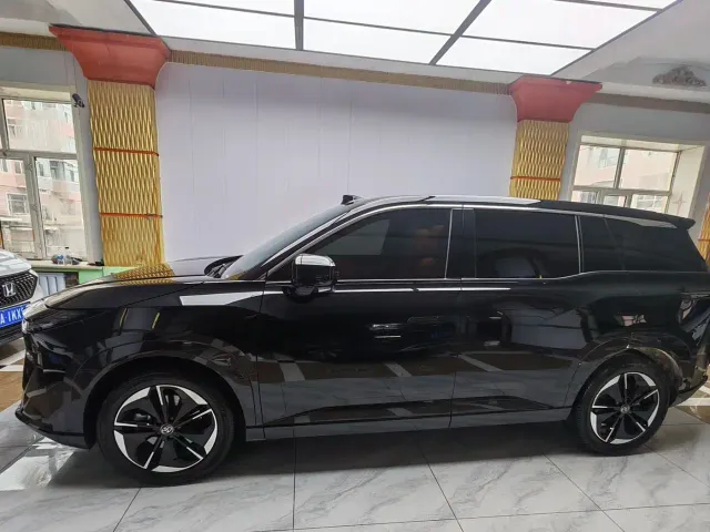 Toyota BoZhi 3X — Фото автомобиля 5