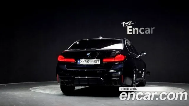 BMW 5-Series — Фото автомобиля 4