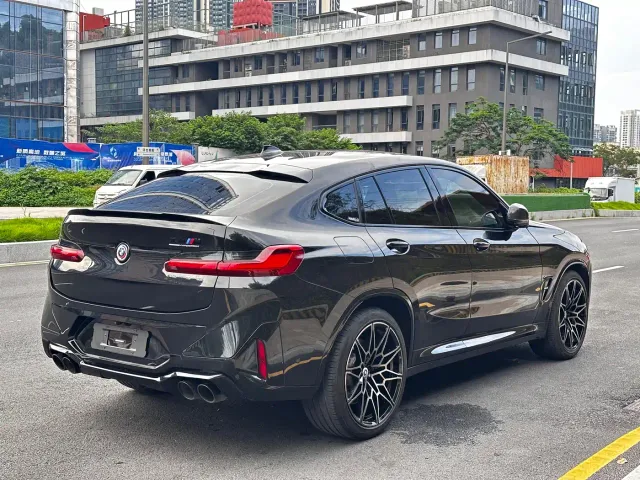 BMW X4 M — Фото автомобиля 12