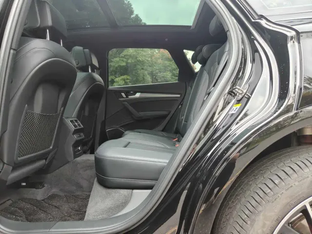 Audi Audi Q5L 2024 Model 45 TFSI Luxury Dynamic — Фото автомобиля 5