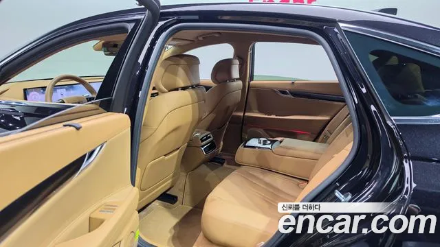 Genesis G80 Бензин 2.5 турбо AWD — Фото автомобиля 11