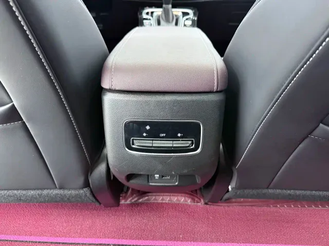 GAC Trumpchi M6 — Фото автомобиля 11