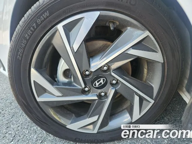 Hyundai Avante CN7 — Фото автомобиля 19