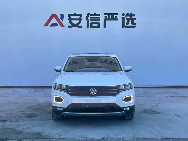Volkswagen T-Roc — Фото автомобиля 2
