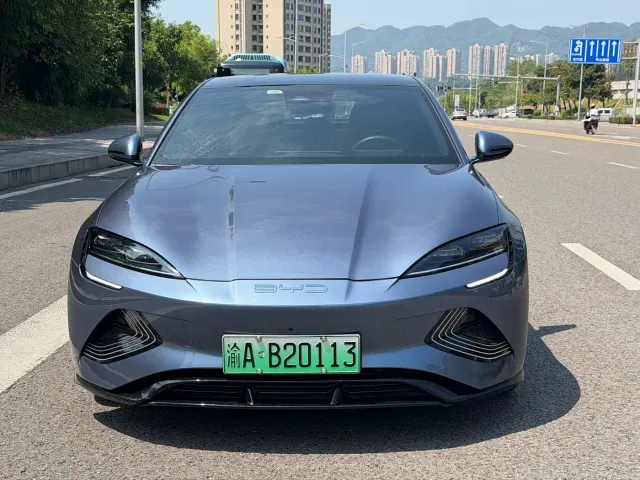 BYD Seal — Фото автомобиля 2