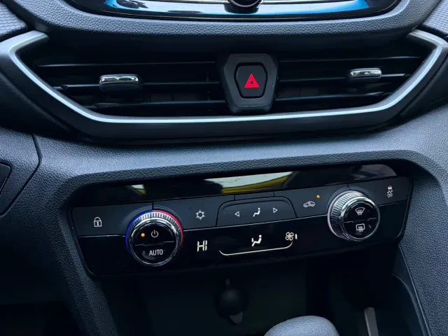 Chevrolet Orlando — Фото автомобиля 16