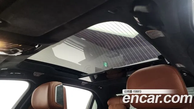 BMW i7 G70 — Фото автомобиля 23