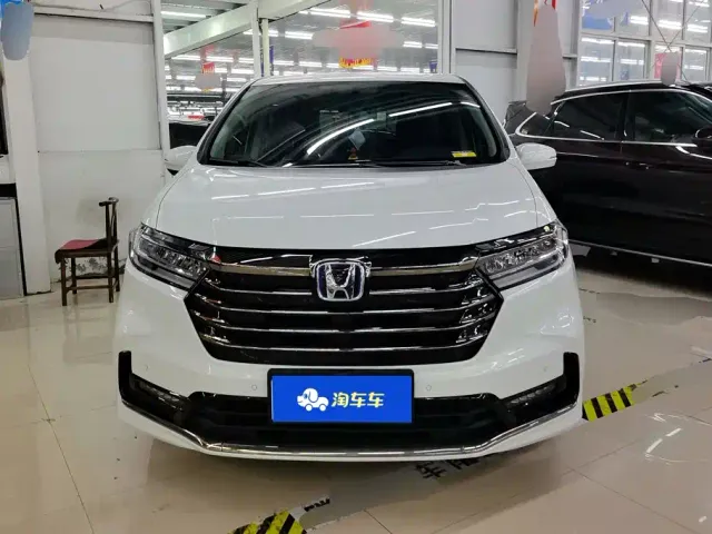 Honda Odyssey — Фото автомобиля 2