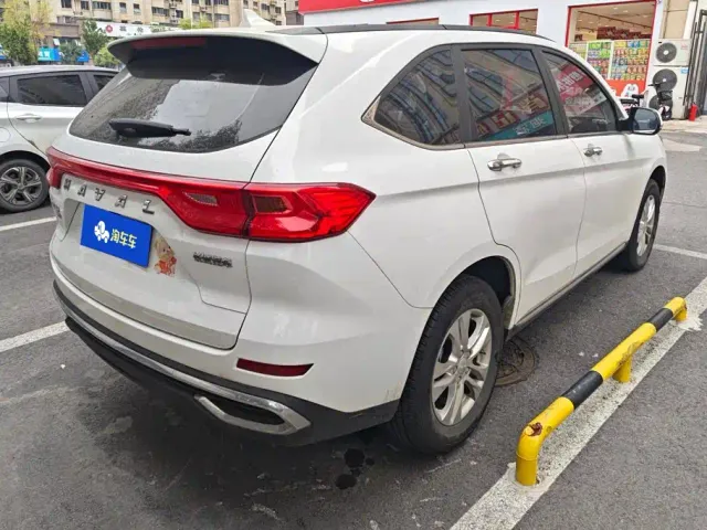 Haval M6 — Фото автомобиля 2