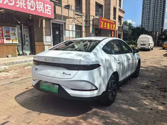 BYD Qin PLUS — Фото автомобиля 7