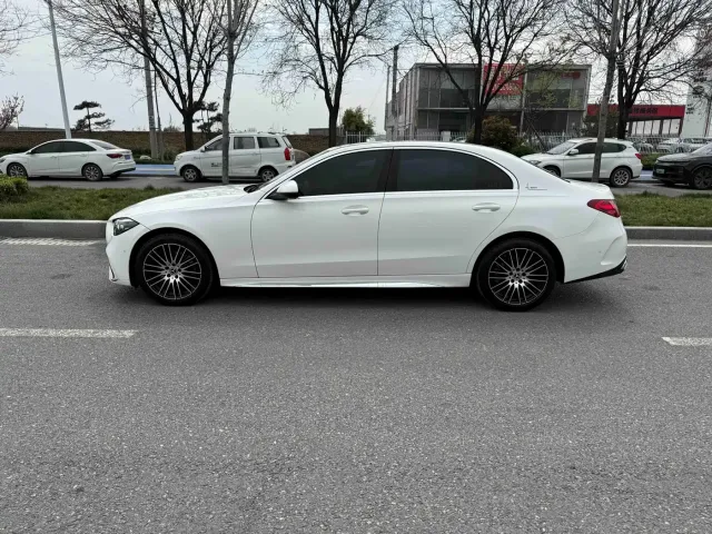 Mercedes-Benz C-Class — Фото автомобиля 15