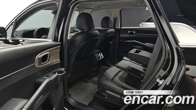Kia Sorento Sorento 4-е поколение Дизель 2.2 2WD — Фото автомобиля 12