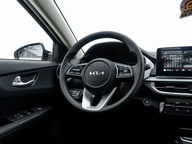Kia K3 — Фото автомобиля 19