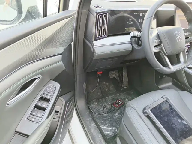 BYD Song L DM-i — Фото автомобиля 15