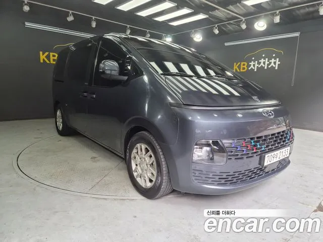 Hyundai Staria — Фото автомобиля 3