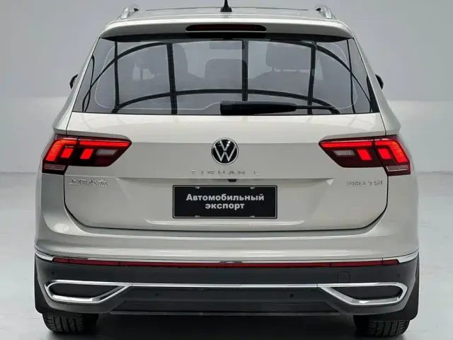 Volkswagen Tiguan L — Фото автомобиля 10