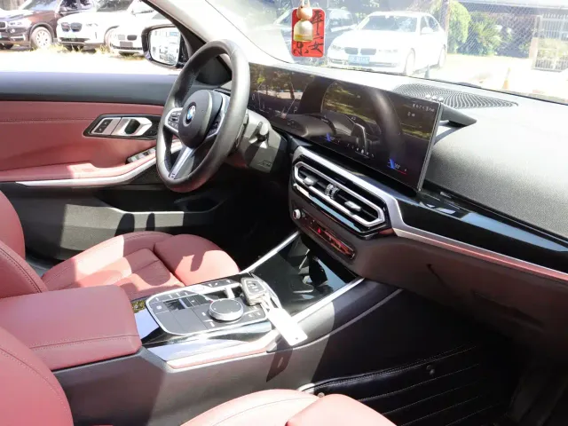 BMW 3 Series — Фото автомобиля 22