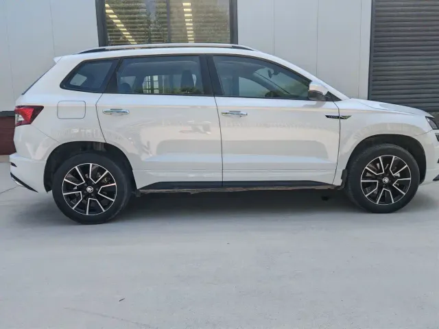 Skoda Karoq — Фото автомобиля 4