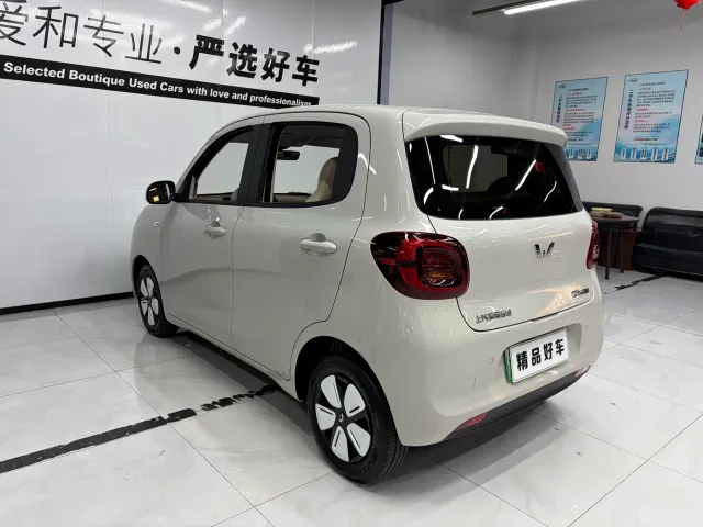 Wuling Motors Hongguang MINIEV 2025 4-Door Advanced — Фото автомобиля 4