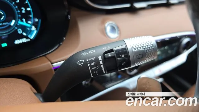 Genesis GV70 — Фото автомобиля 26