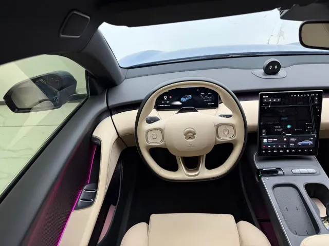 Nio ET5 — Фото автомобиля 16