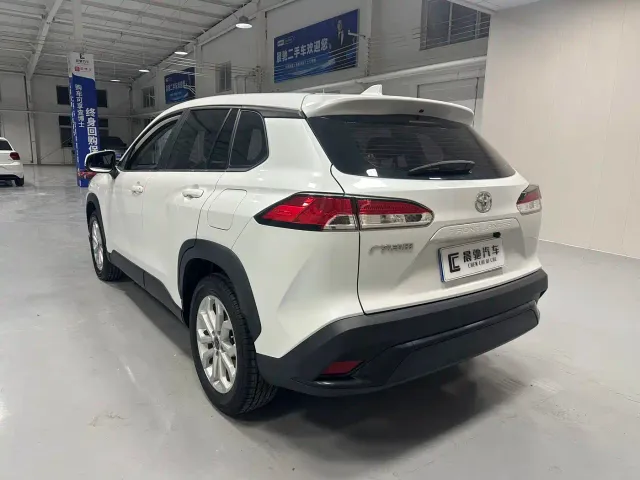 Toyota Frontlander — Фото автомобиля 6