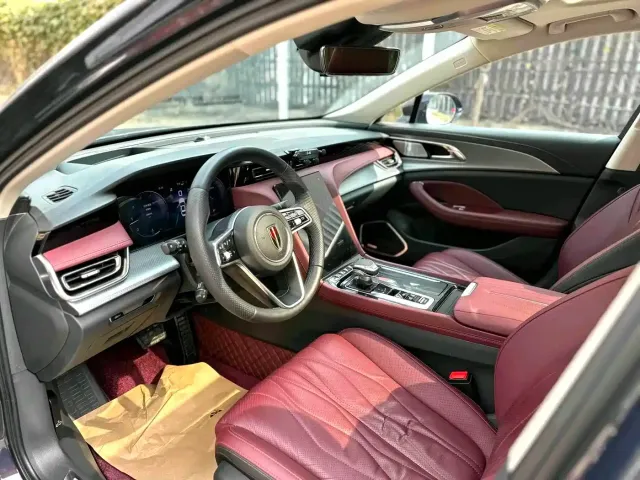 Hongqi H5 — Фото автомобиля 5