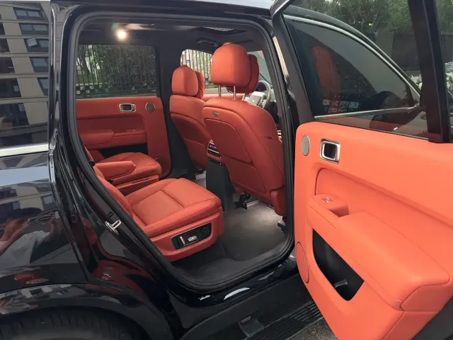 Li Auto L9 — Фото автомобиля 7