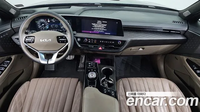 Kia K8 Hybrid — Фото автомобиля 10