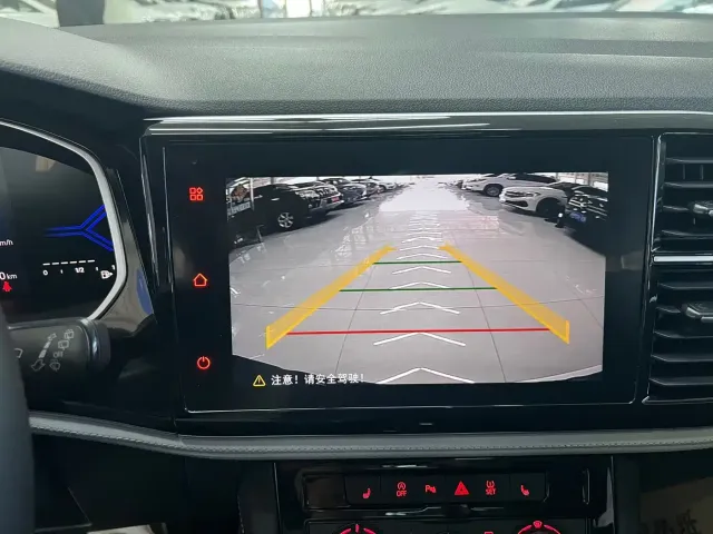 Jetta VS7 — Фото автомобиля 17