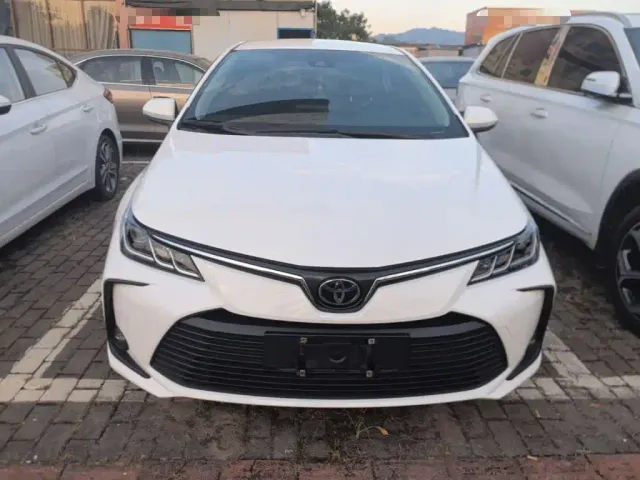 Toyota Corolla — Фото автомобиля 2