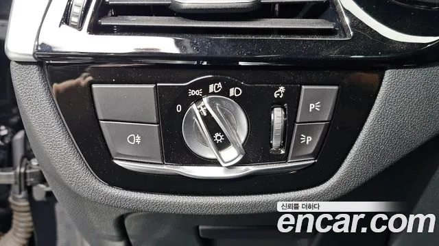 BMW 5 Series G30 — Фото автомобиля 22