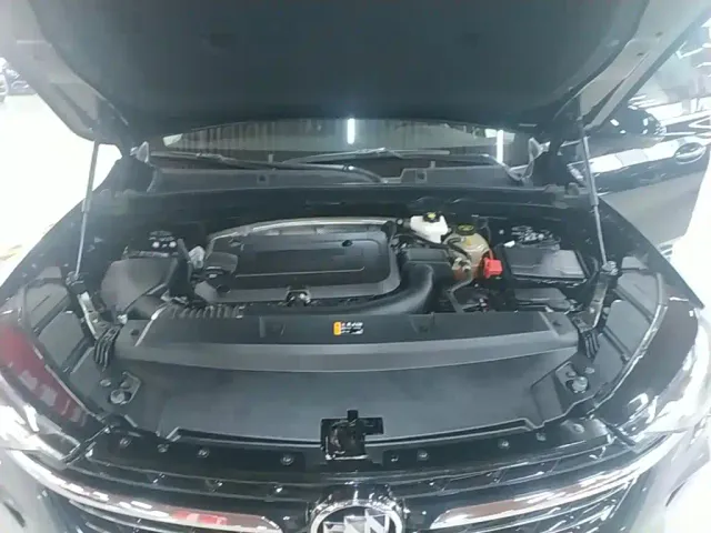 Buick Envision Plus — Фото автомобиля 19