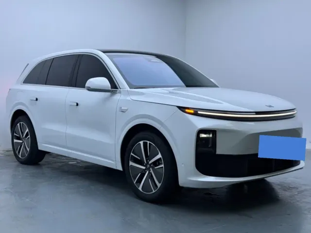 Li Auto L6 — Фото автомобиля 3