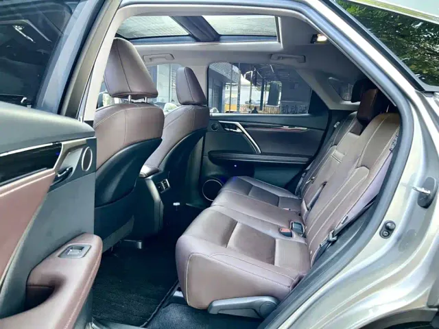 Lexus RX — Фото автомобиля 6