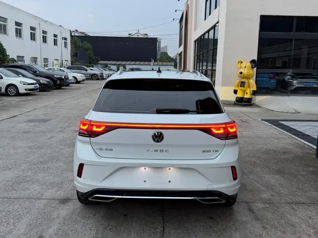 Volkswagen T-Roc — Фото автомобиля 12