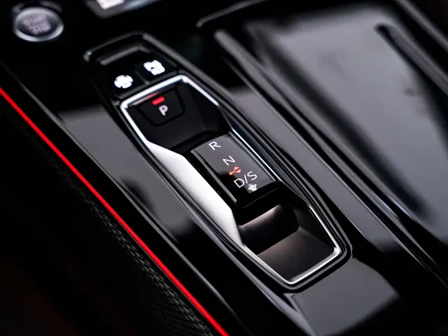 Audi A6L — Фото автомобиля 27