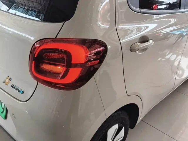 Wuling Hongguang Mini EV — Фото автомобиля 7