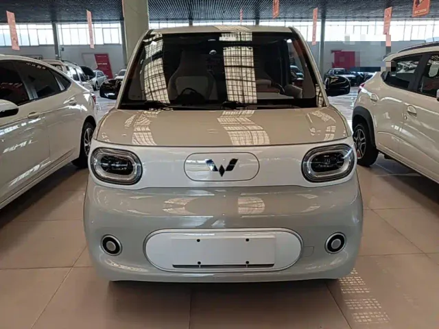Wuling Hongguang Mini EV — Фото автомобиля 2